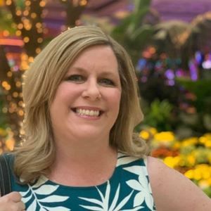 Meet your Posher, Julie